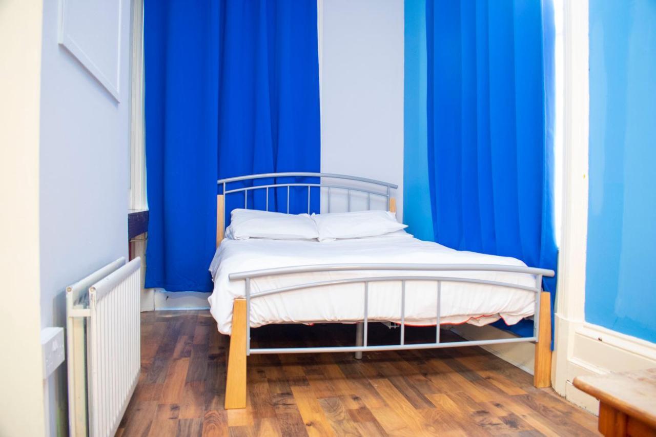 Paddy's Palace Hostel