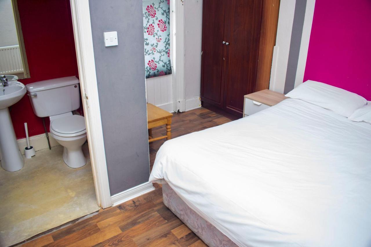 Hostel Paddy's Palace *