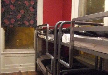 Hostel Paddy's Palace